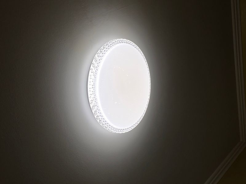 Світлодіодна люстра з пультом BIOM 50Вт 39см SML-R08-50 круглий білий LED світильник зі зміною температури та яскравості 12584 фото